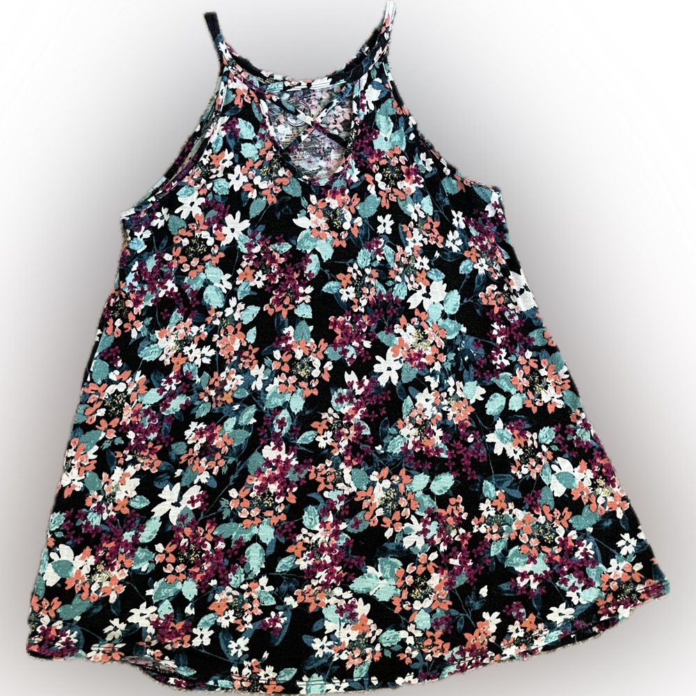 24/7 Maurice’s floral tank